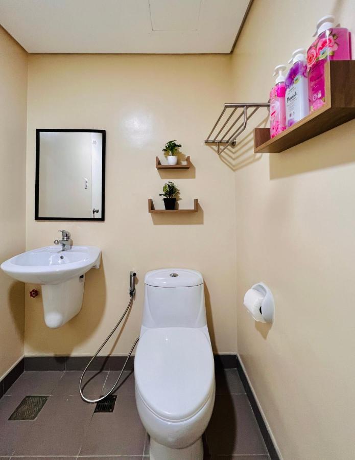 * *P Fantastic 2Br Option For 8 Apartment Iloilo City Exterior foto