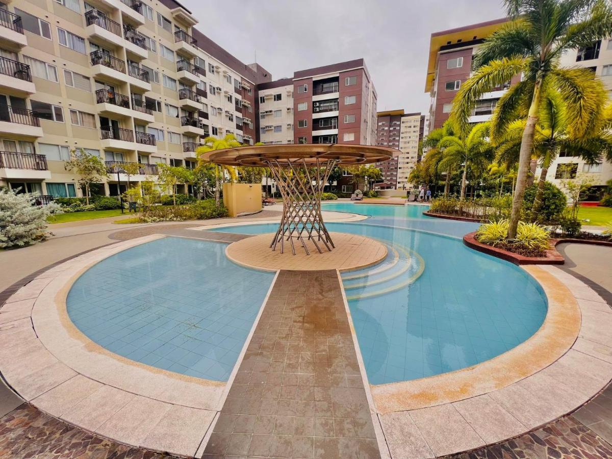 * *P Fantastic 2Br Option For 8 Apartment Iloilo City Exterior foto