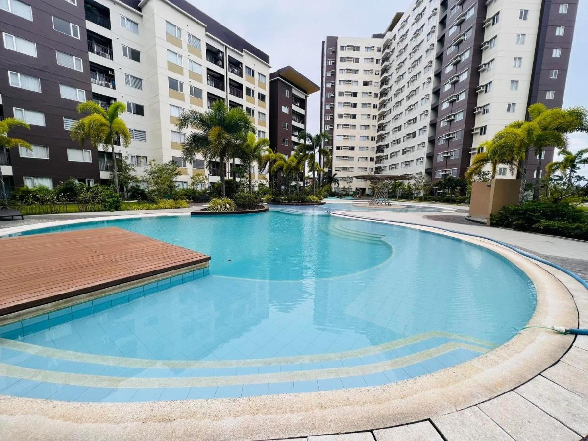 * *P Fantastic 2Br Option For 8 Apartment Iloilo City Exterior foto